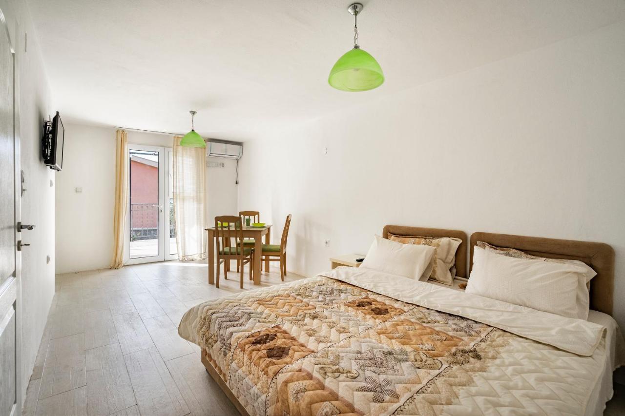 Apartments Natali Bar Extérieur photo