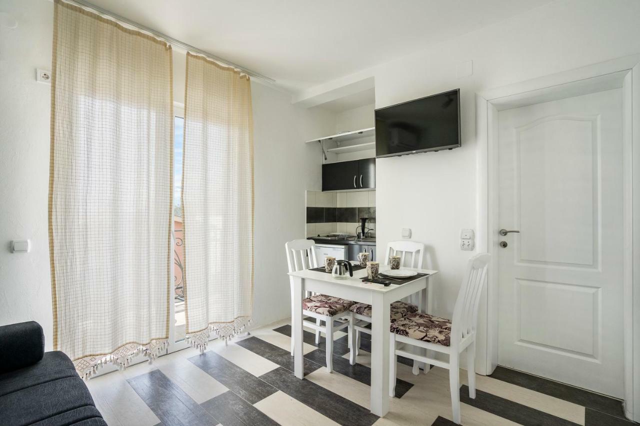Apartments Natali Bar Extérieur photo