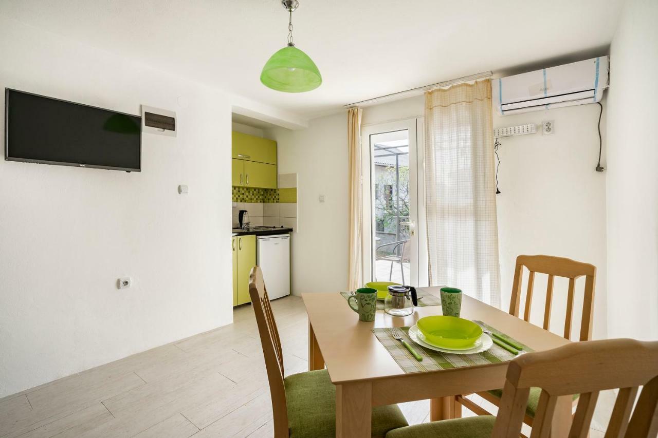 Apartments Natali Bar Extérieur photo