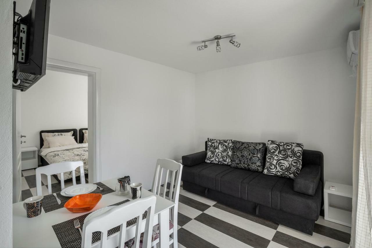 Apartments Natali Bar Extérieur photo